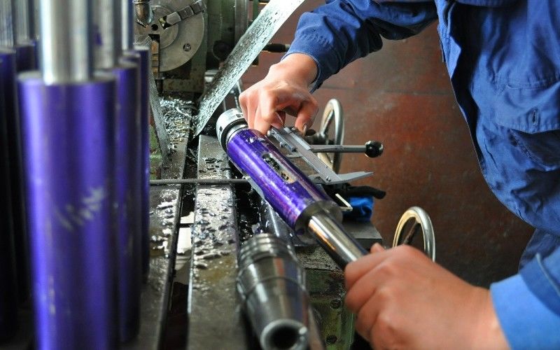 CGE Group Wuxi Drilling Tools Co., Ltd. linia produkcyjna producenta